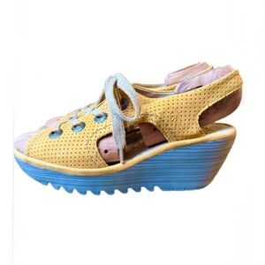 FLY London YLVA Luxury Yellow Leather Platform Sandal Sz 9